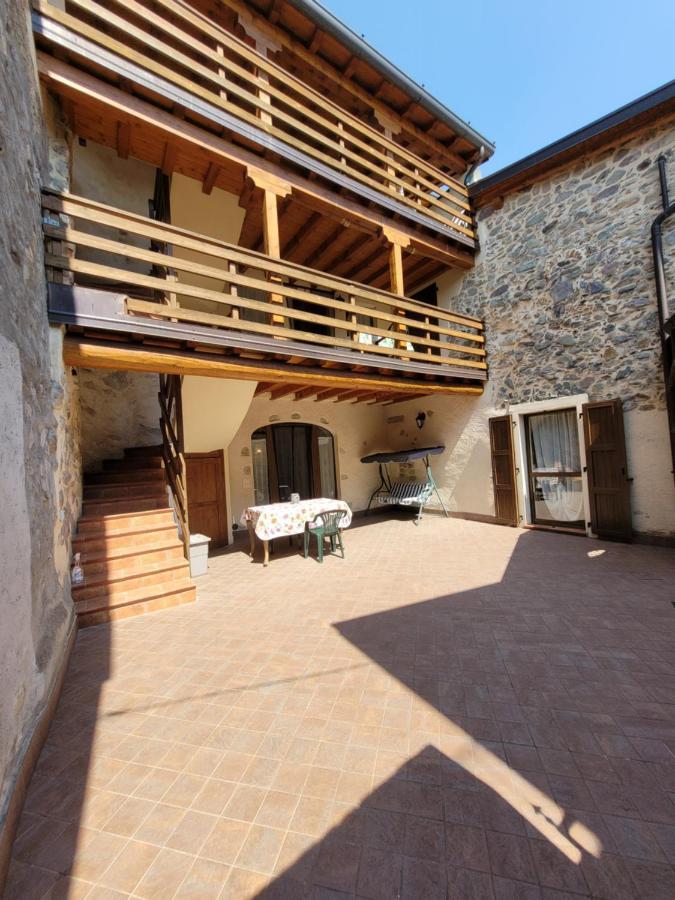 La Casa Sull' Altopiano Mountain Lake Iseo Hospitality Боссико Экстерьер фото